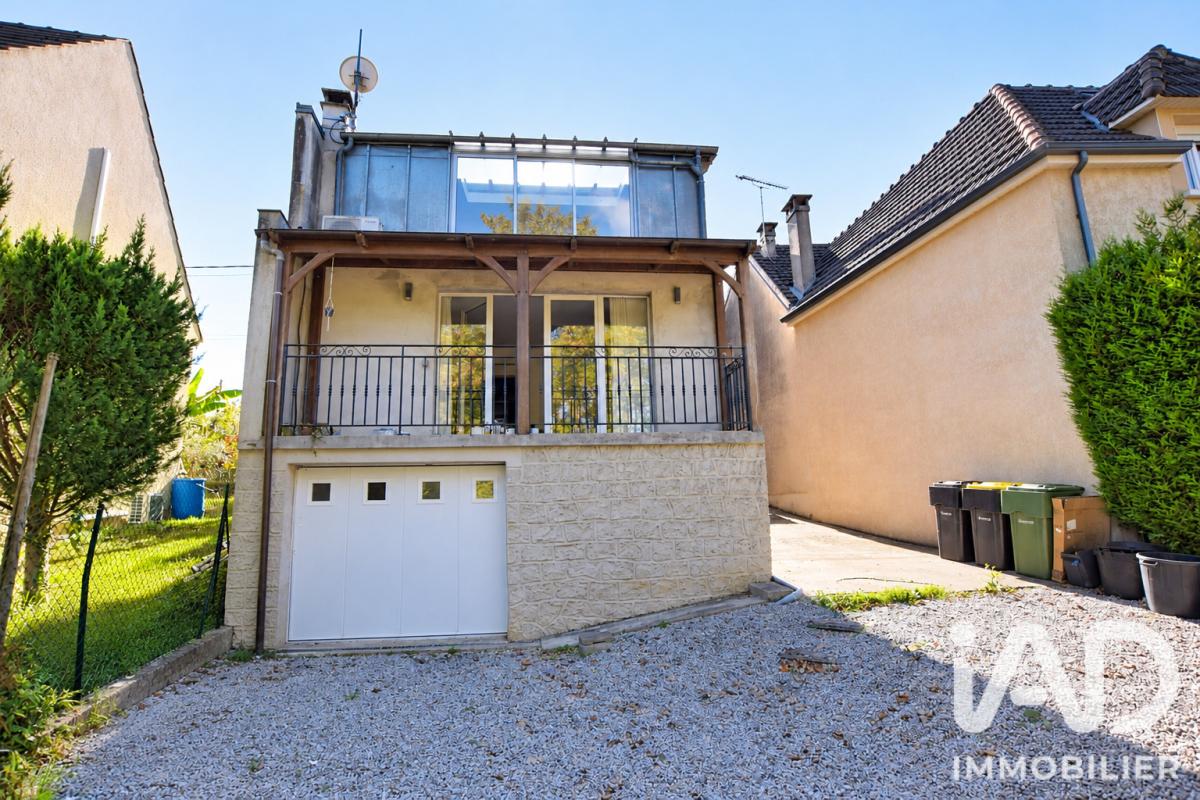 Maison 5 Pièce(s) Crécy-la-Chapelle