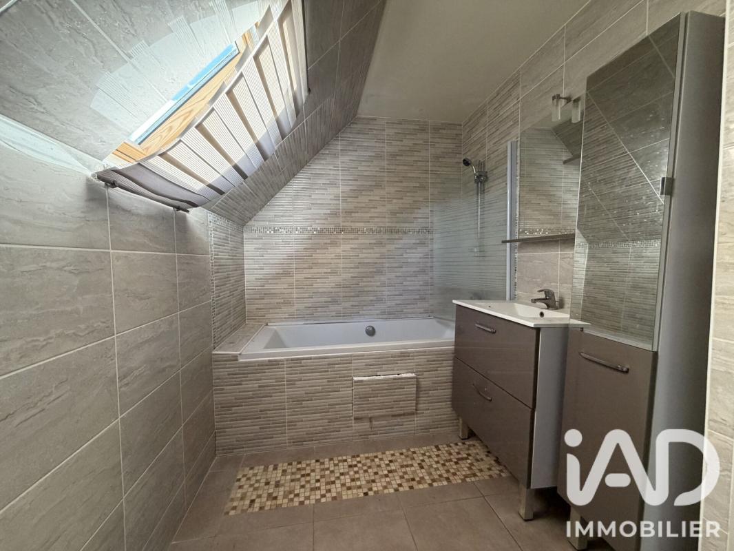 Maison 7 Pièce(s) Saint-Denis-sur-Loire - Photo 9
