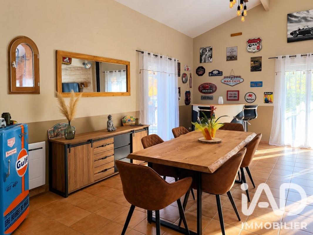 Maison 7 Pièce(s) Saint-Aigulin - Photo 7