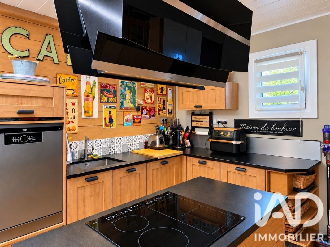 Maison 7 Pièce(s) Saint-Aigulin - Photo 8