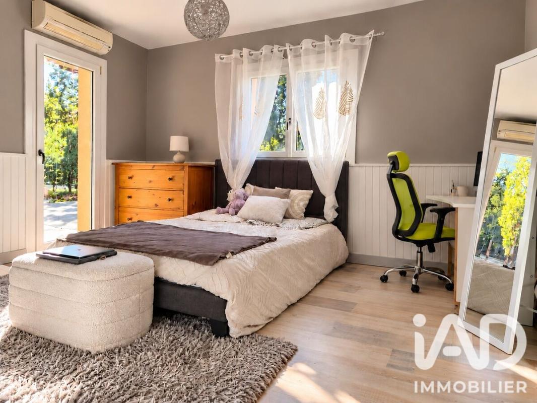 Maison 7 Pièce(s) Saint-Aigulin - Photo 10