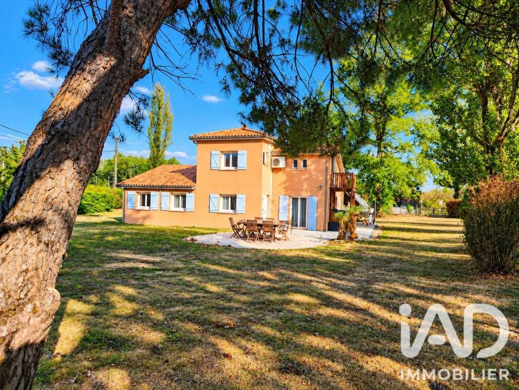 Maison 7 Pièce(s) Saint-Aigulin - Photo 19
