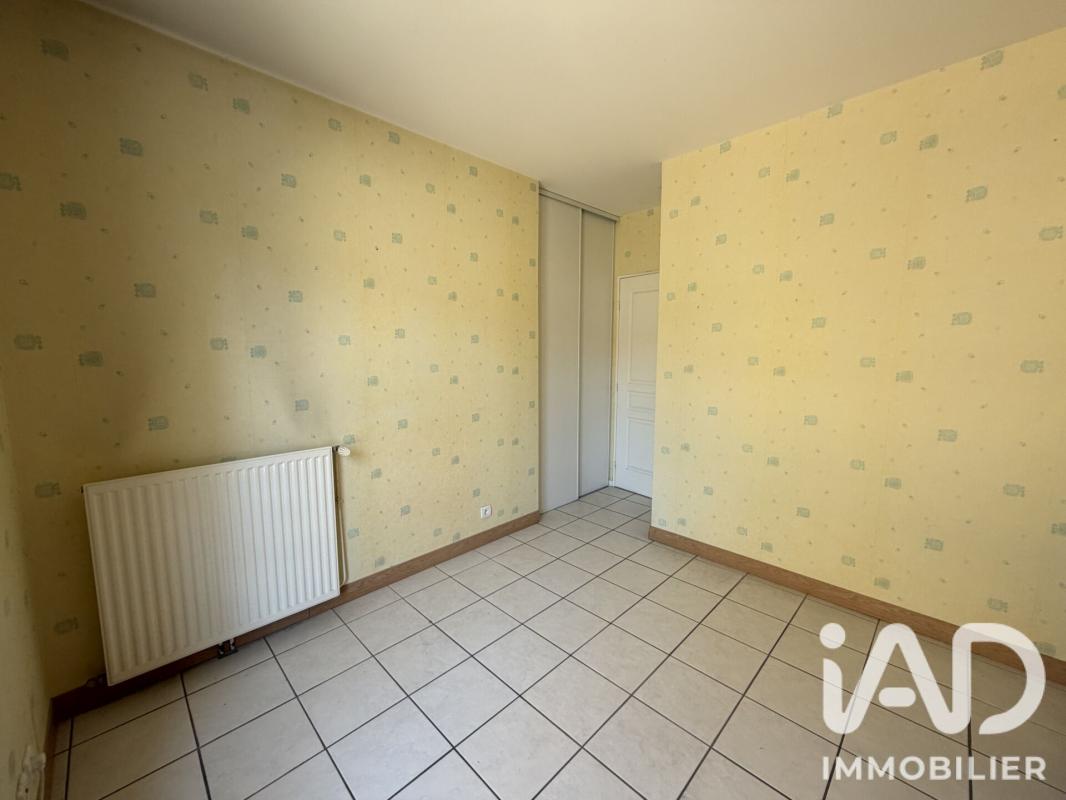 Maison 3 Pièce(s) Saint-Fargeau-Ponthierry - Photo 4