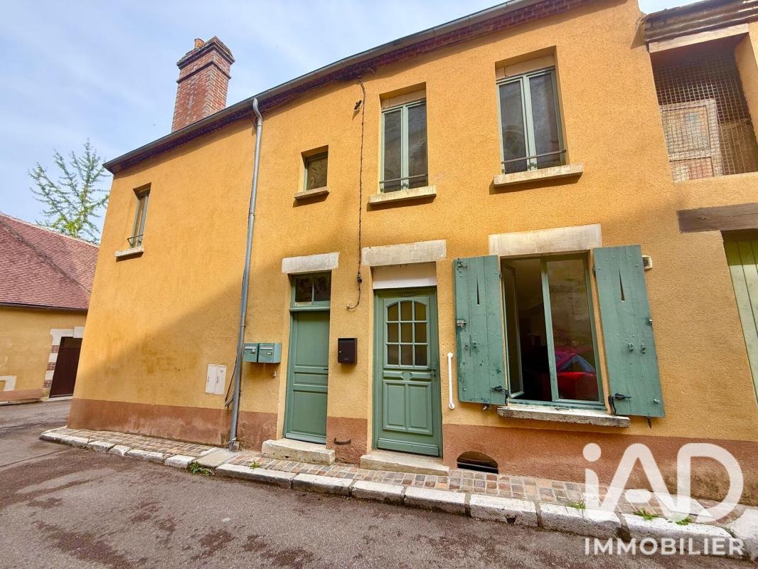 Immeuble  Saint-Amand-en-Puisaye - Photo 1