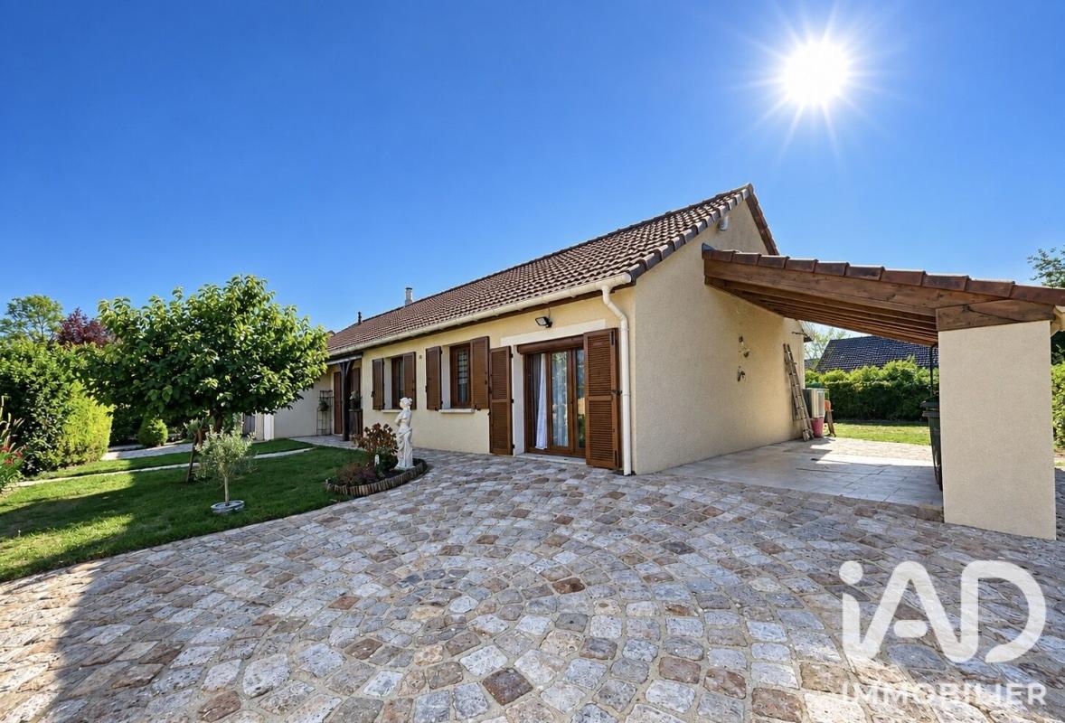 Maison 7 Pièce(s) Saint-Lyé - Photo 1