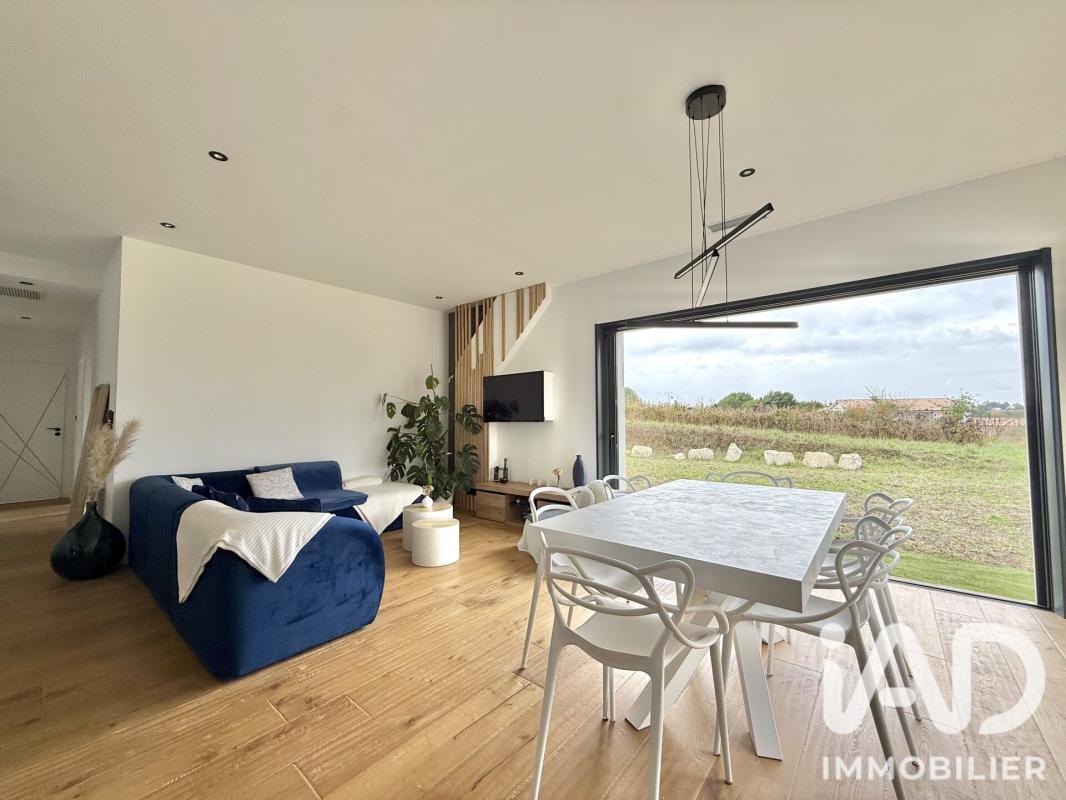 Maison 4 Pièce(s) Bourg - Photo 2