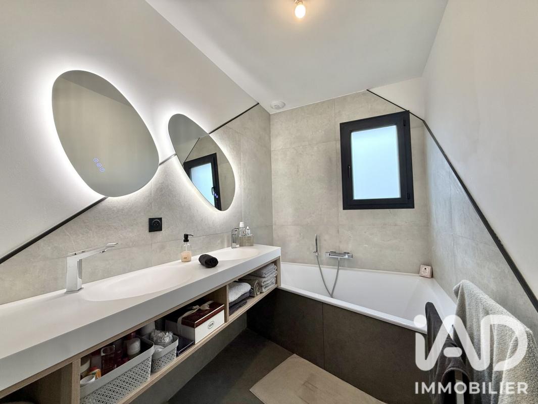 Maison 4 Pièce(s) Bourg - Photo 7