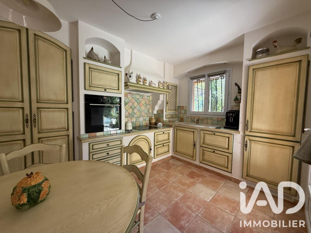 Maison 4 Pièce(s) La Londe-les-Maures - Photo 8