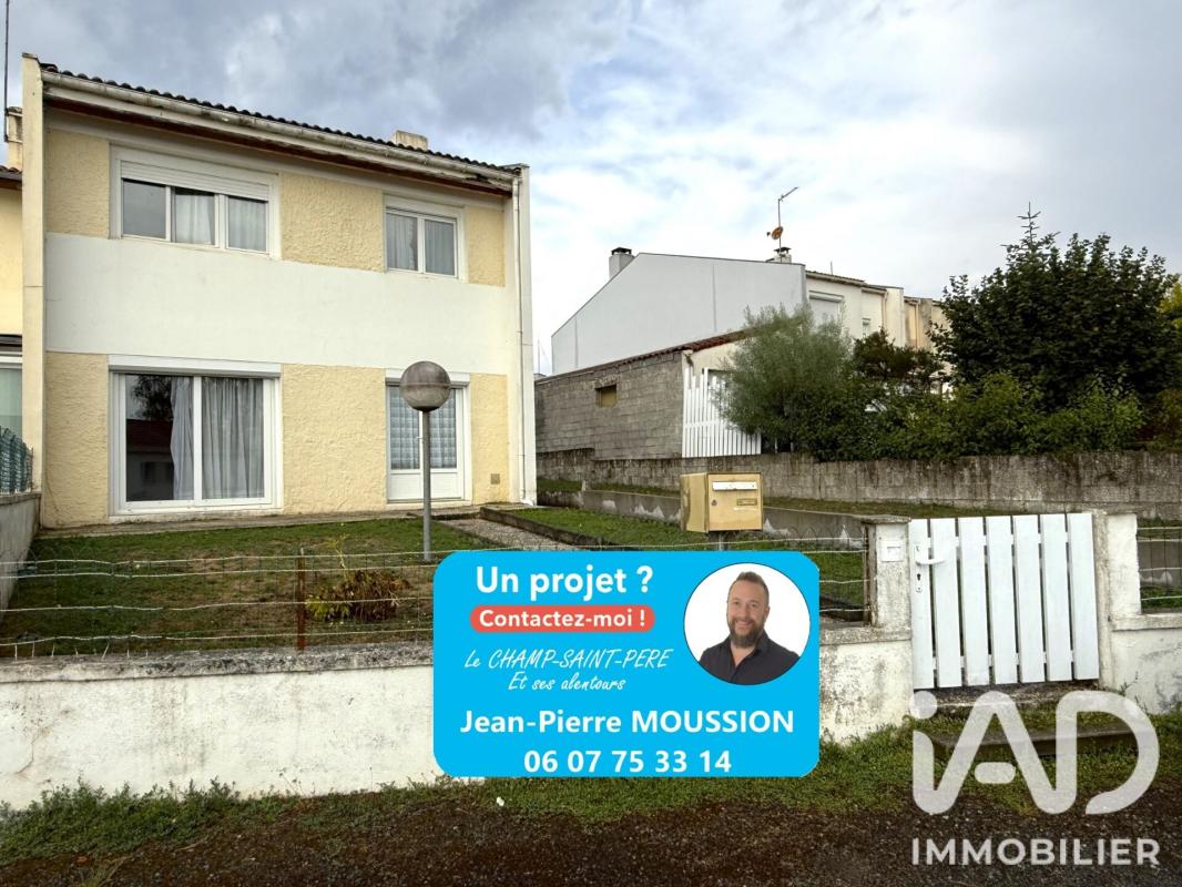 Maison 6 Pièce(s) Le Champ-Saint-Père