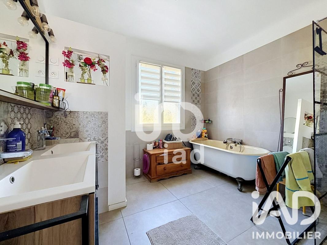 Maison 6 Pièce(s) Vallabrègues - Photo 15