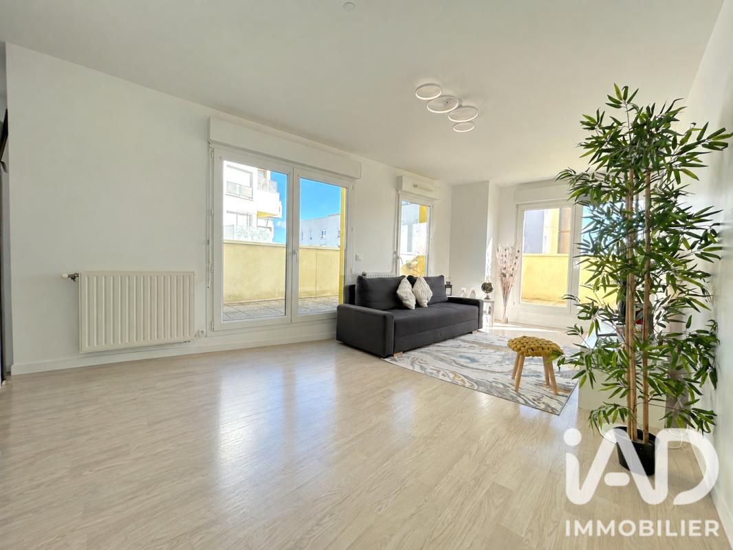 Appartement 4 Pièce(s) Évry-Courcouronnes
