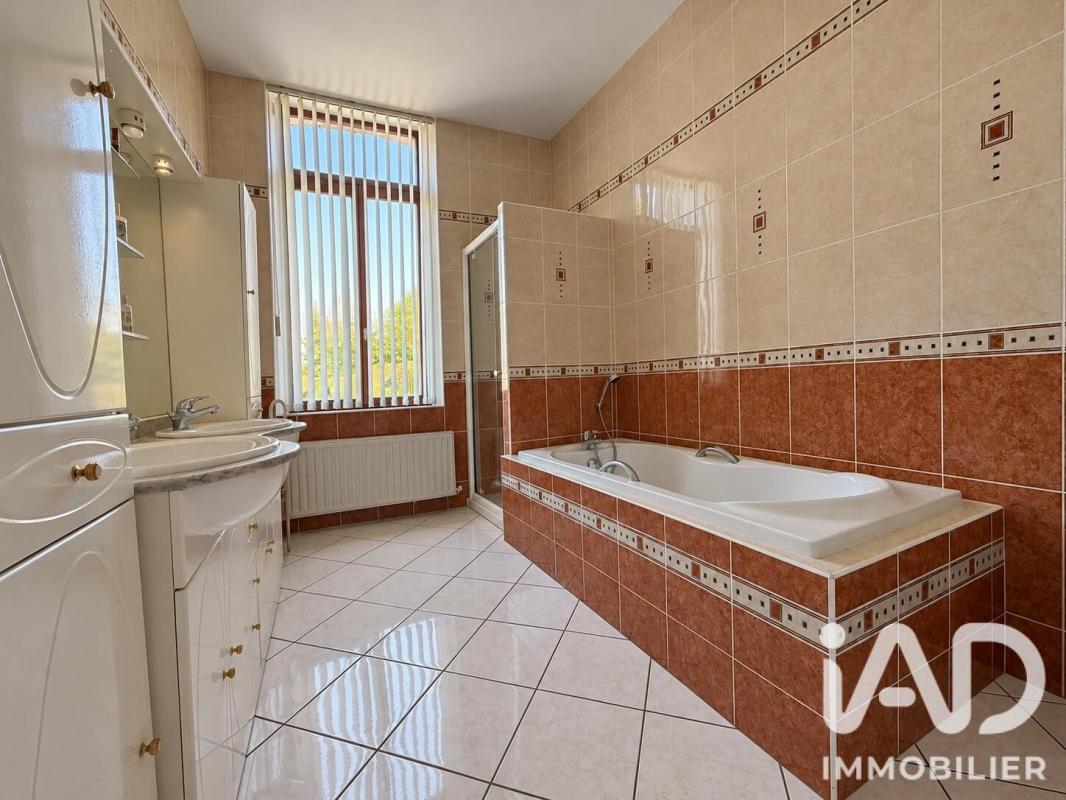 Maison 10 Pièce(s) Aubenton - Photo 7