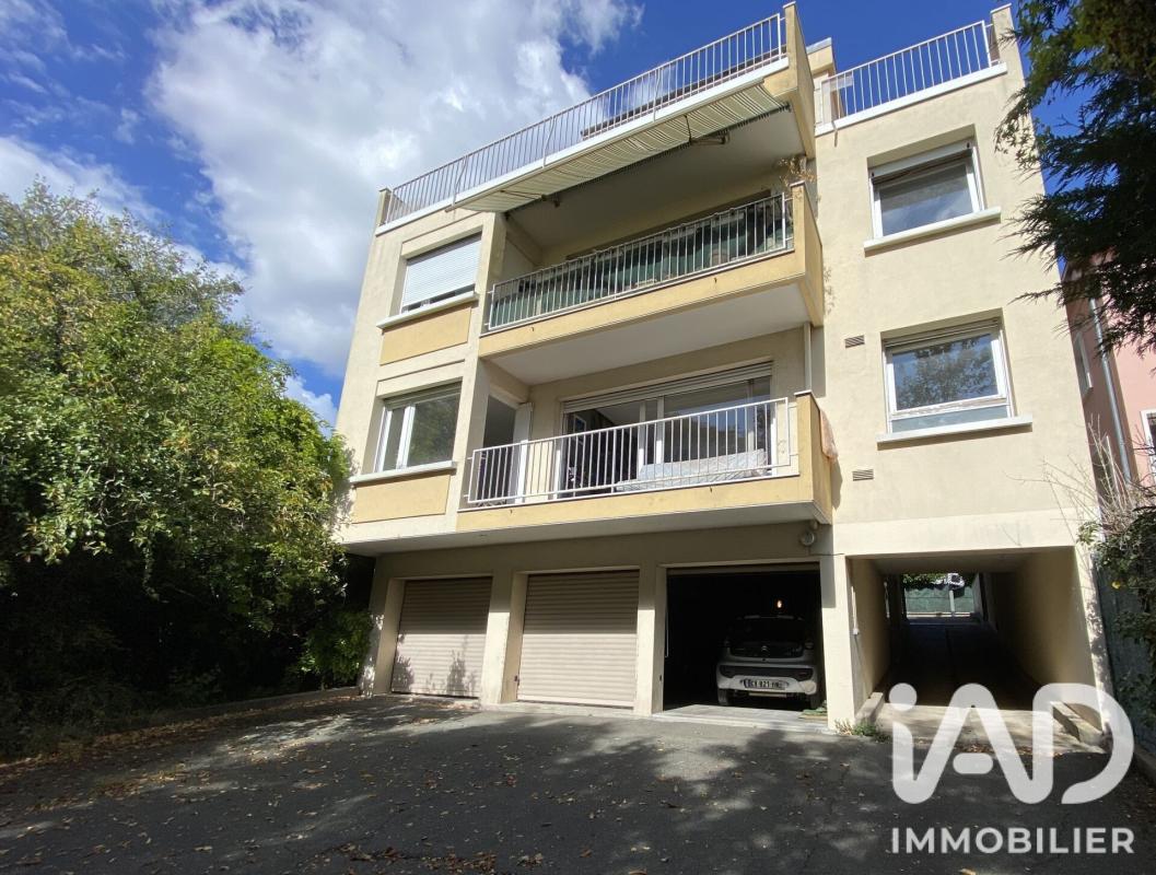 Appartement 4 Pièce(s) Suresnes