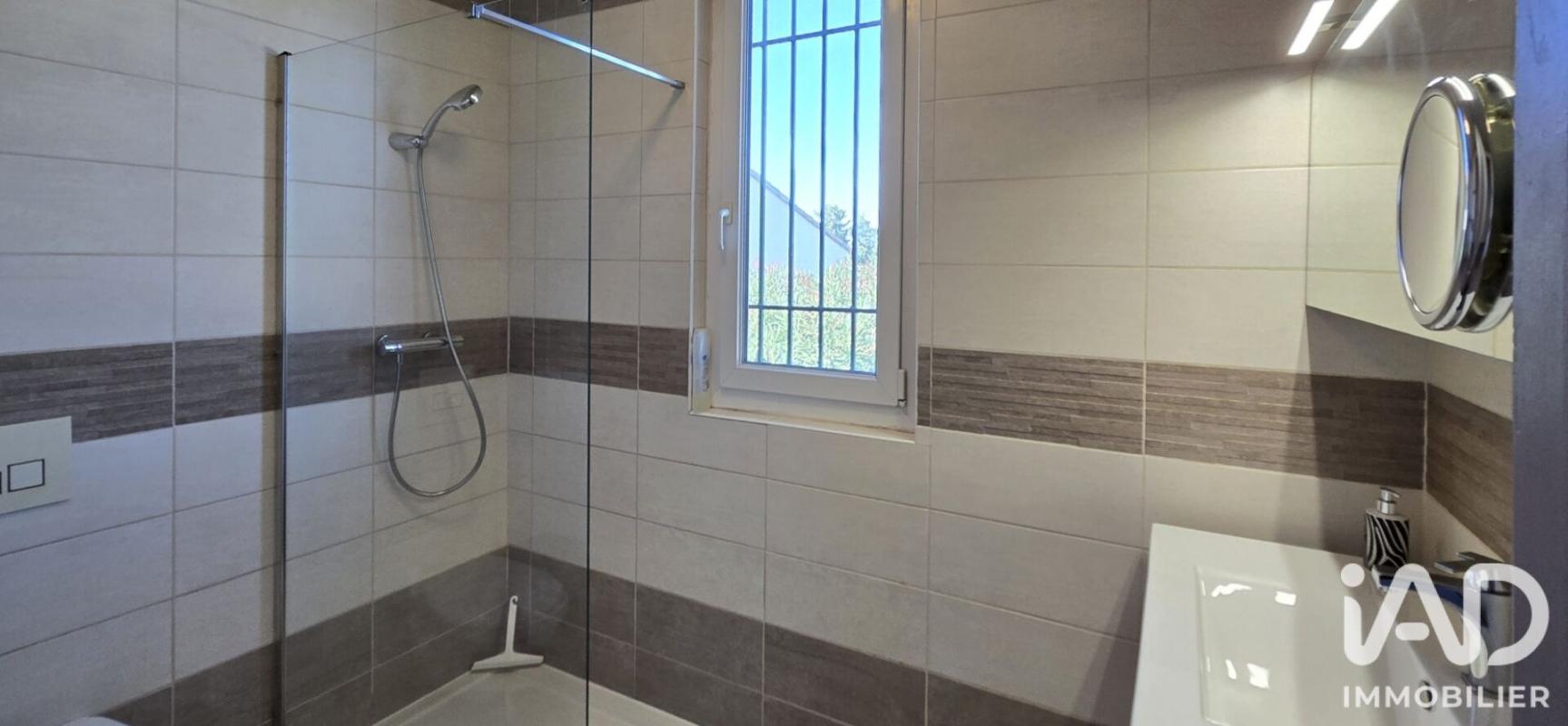 Maison 3 Pièce(s) Fontvieille - Photo 11