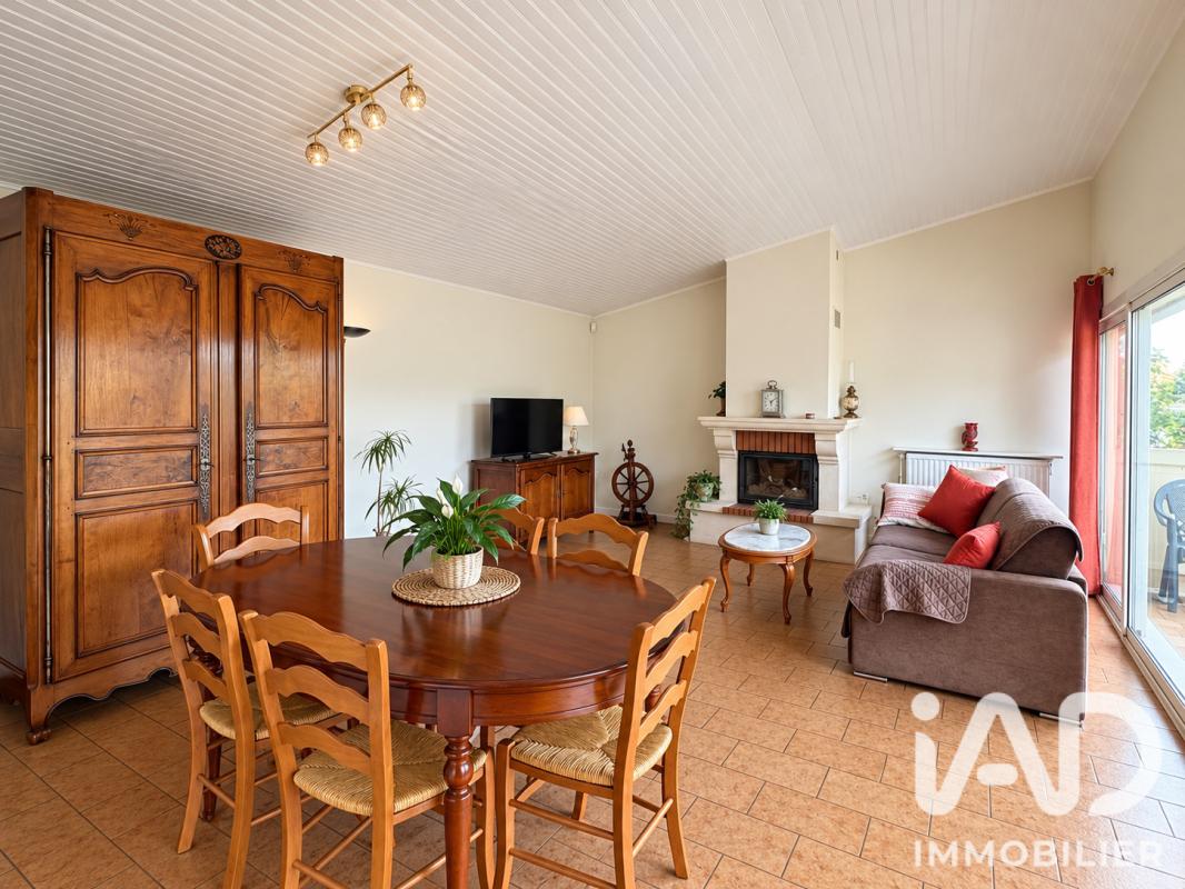 Maison traditionnelle 4 Pièce(s) Carbon-Blanc
