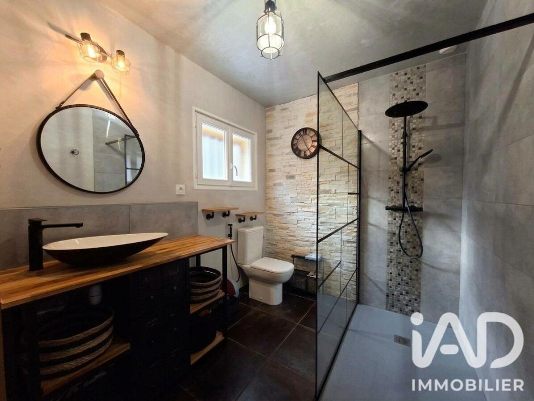 Maison 6 Pièce(s) La Breille-les-Pins - Photo 10