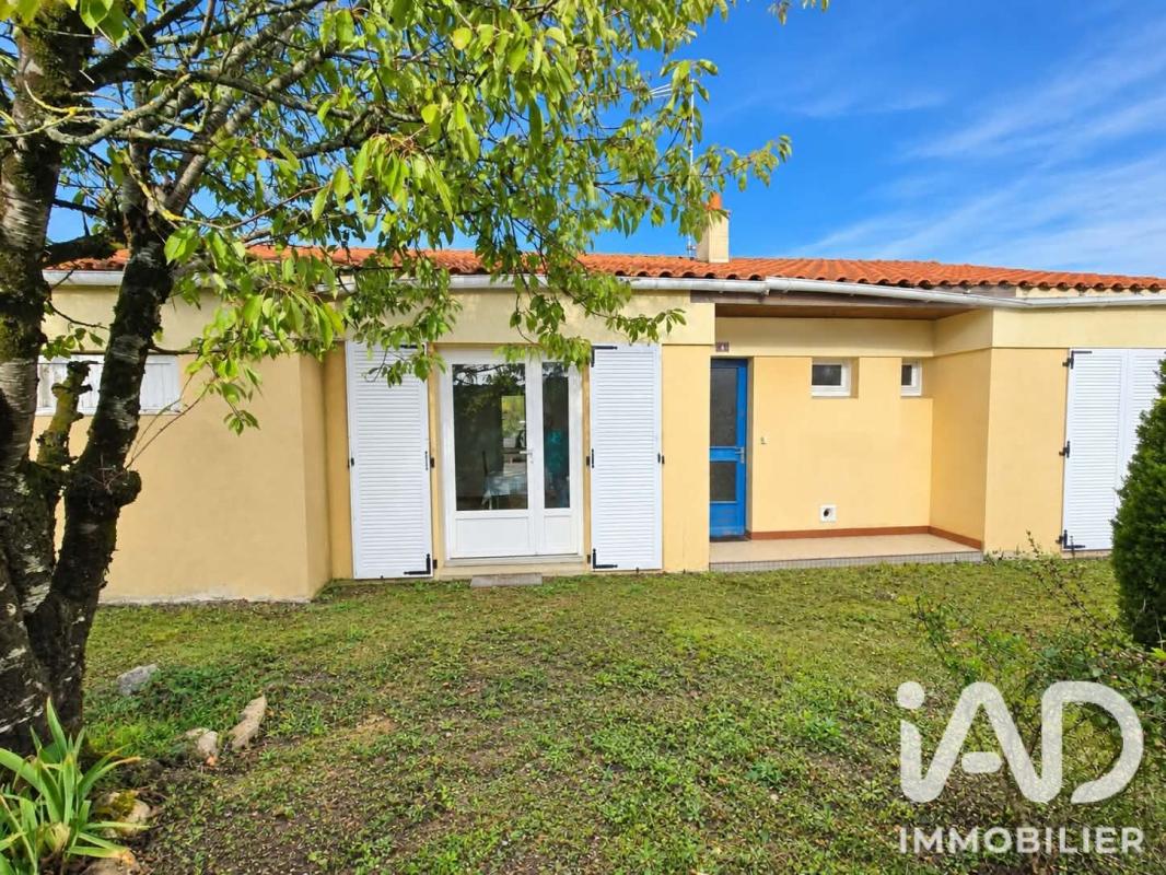 Maison 4 Pièce(s) Essarts en Bocage