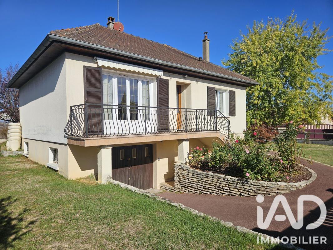 Maison traditionnelle 3 Pièce(s) Villeneuve-sur-Yonne