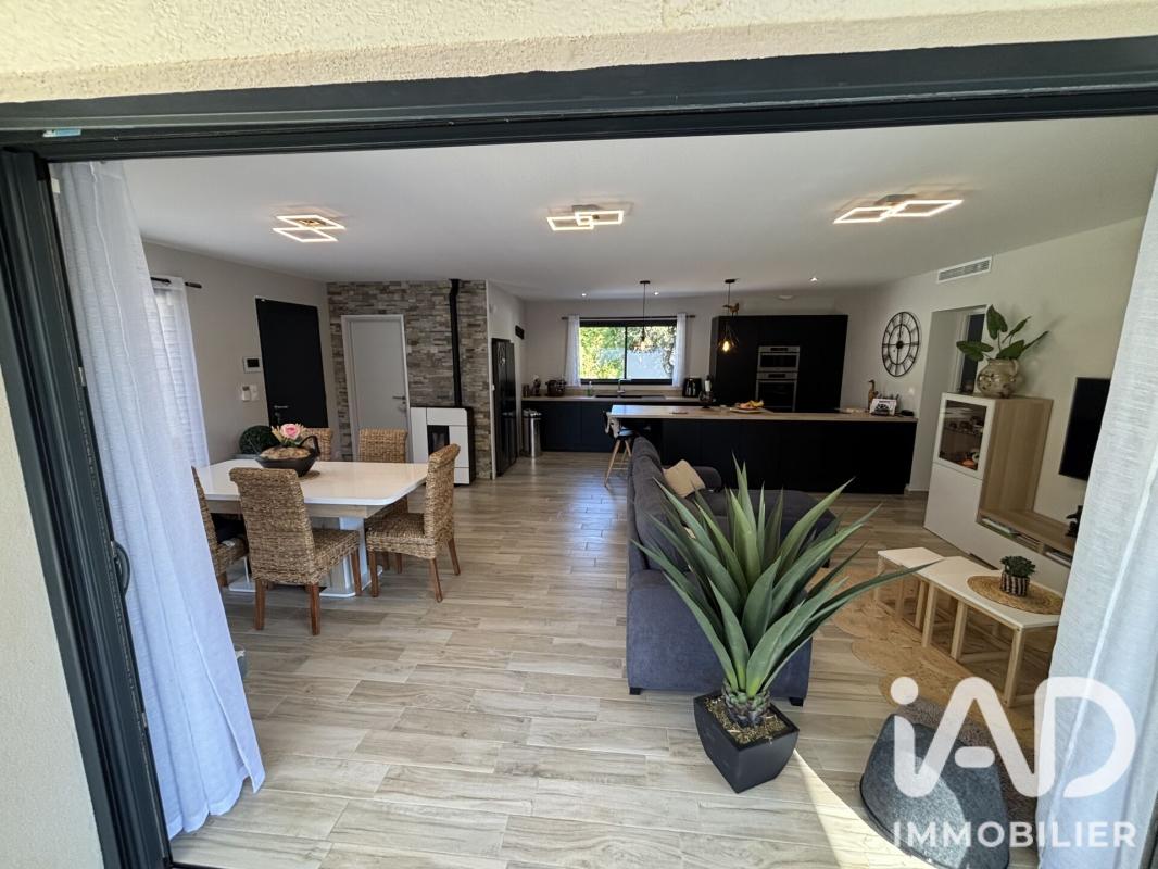 Maison 4 Pièce(s) Saint-Maximin-la-Sainte-Baume - Photo 3