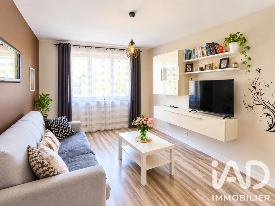 Appartement 3 Pièce(s) Neuilly-sur-Marne