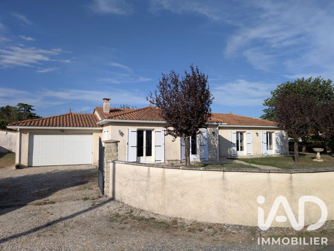 Maison 8 Pièce(s) Saint-Yrieix-sur-Charente