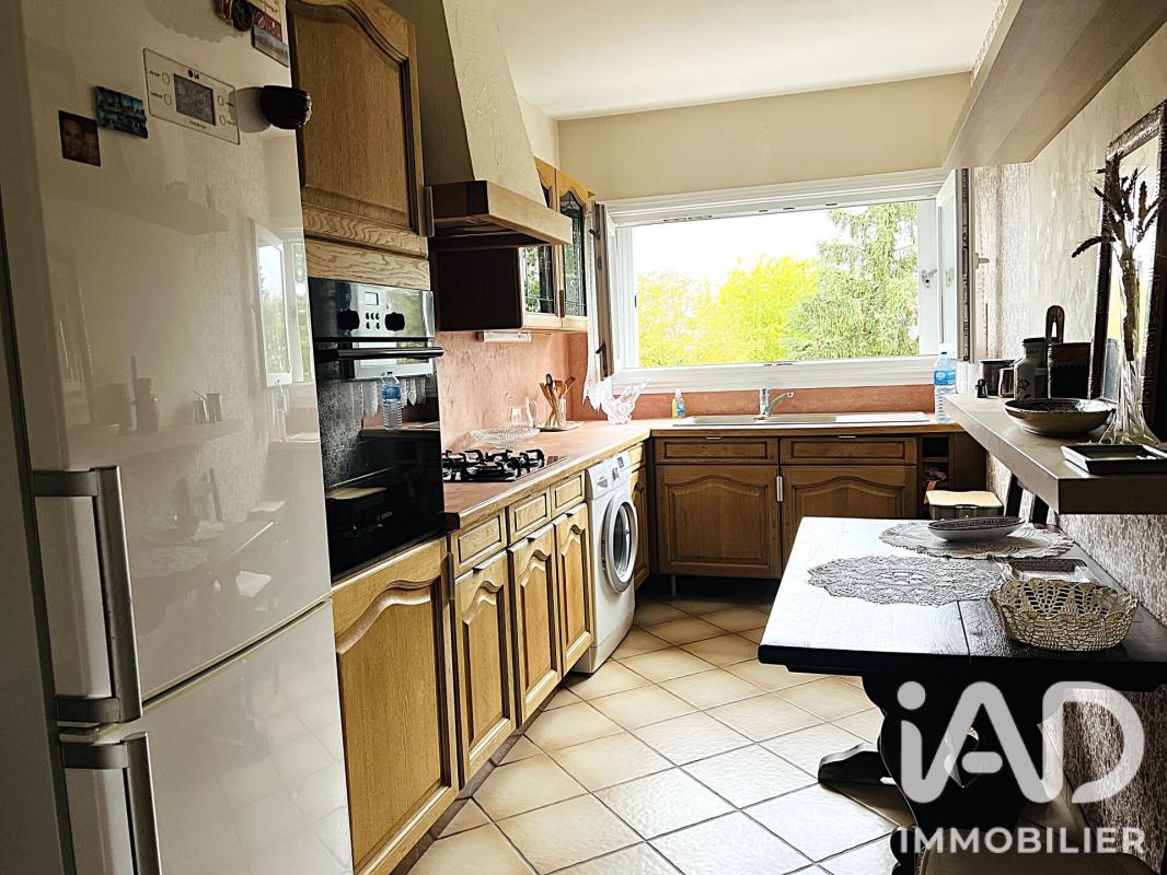 Appartement 3 Pièce(s) Plaisir