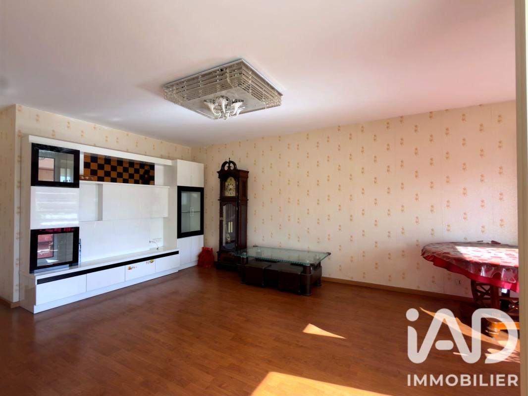 Appartement 4 Pièce(s) La Courneuve