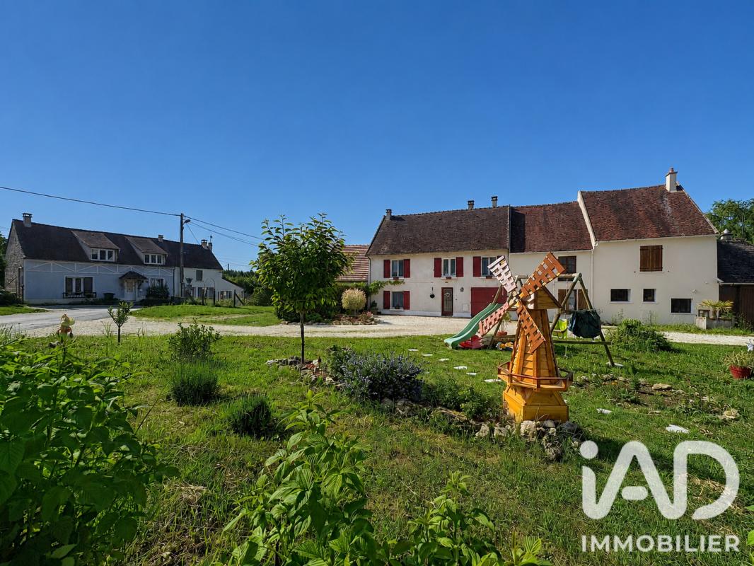 Maison 5 Pièce(s) Mouroux