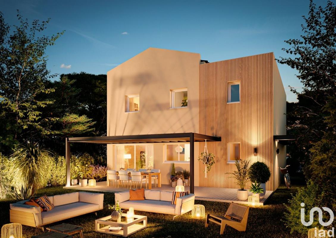 Maison 4 Pièce(s) Sénas