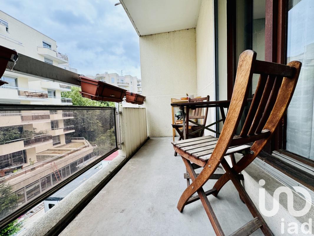 Appartement 3 Pièce(s) Courbevoie