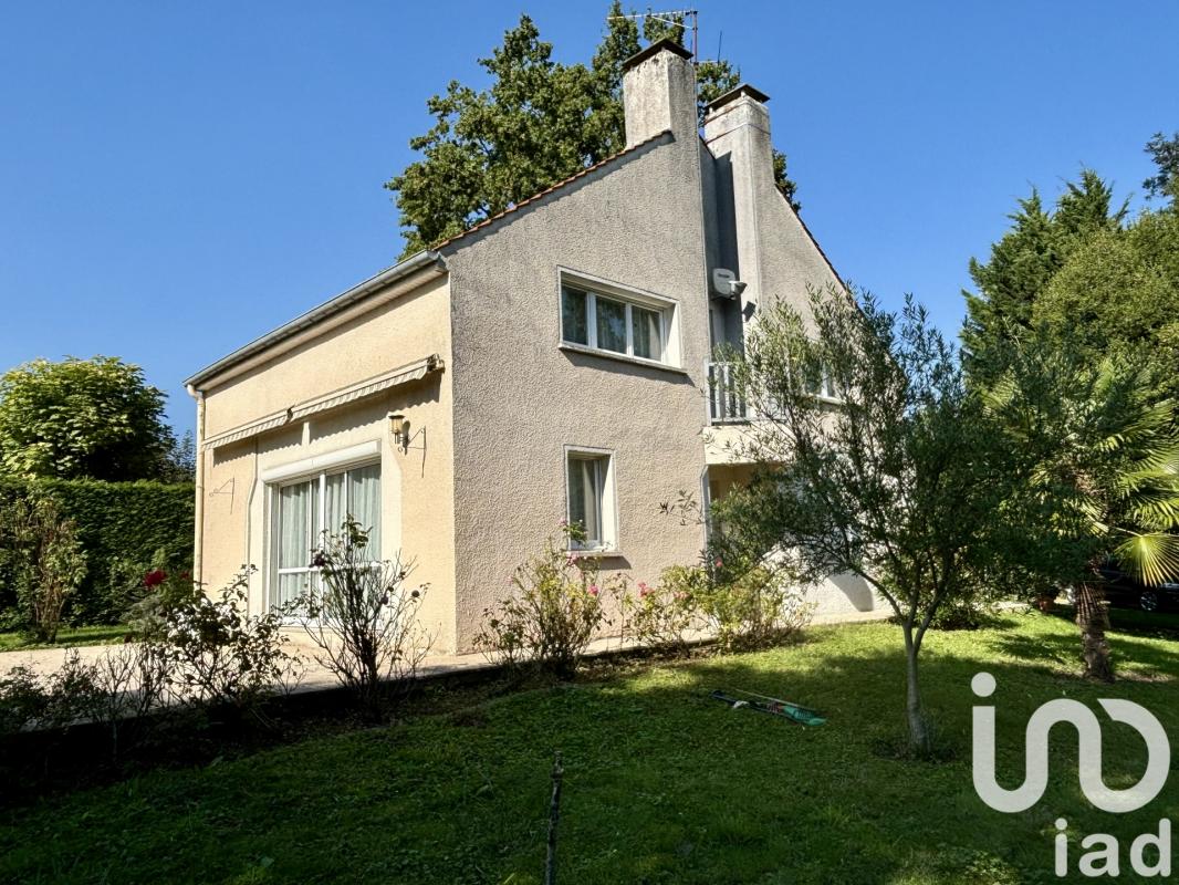 Maison d'architecte 5 Pièce(s) Crégy-lès-Meaux