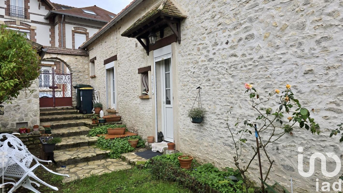 Maison de village 3 Pièce(s) Bueil