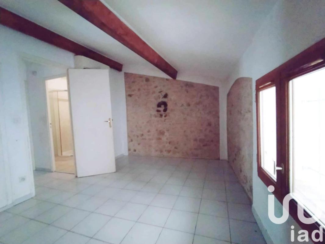 Maison de village 3 Pièce(s) Pouzolles