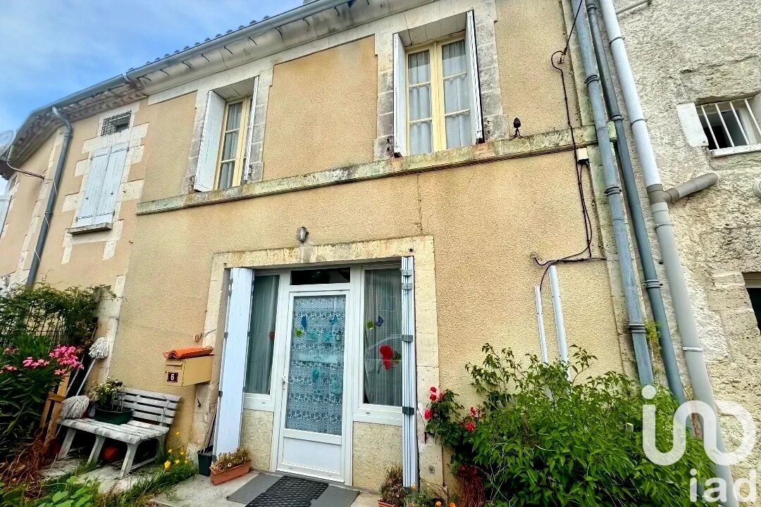 Maison 5 Pièce(s) Montmoreau