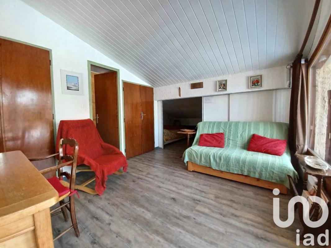 Appartement 3 Pièce(s) Auris