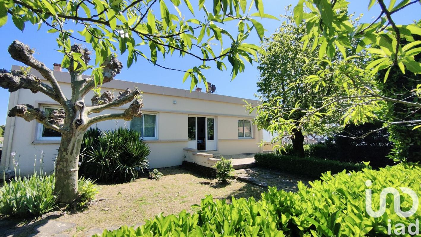 Maison 5 Pièce(s) Grosbreuil