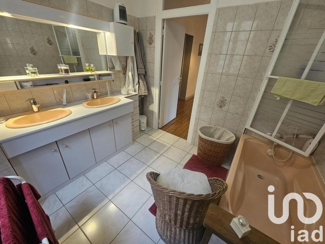 Maison 5 Pièce(s) Rebais