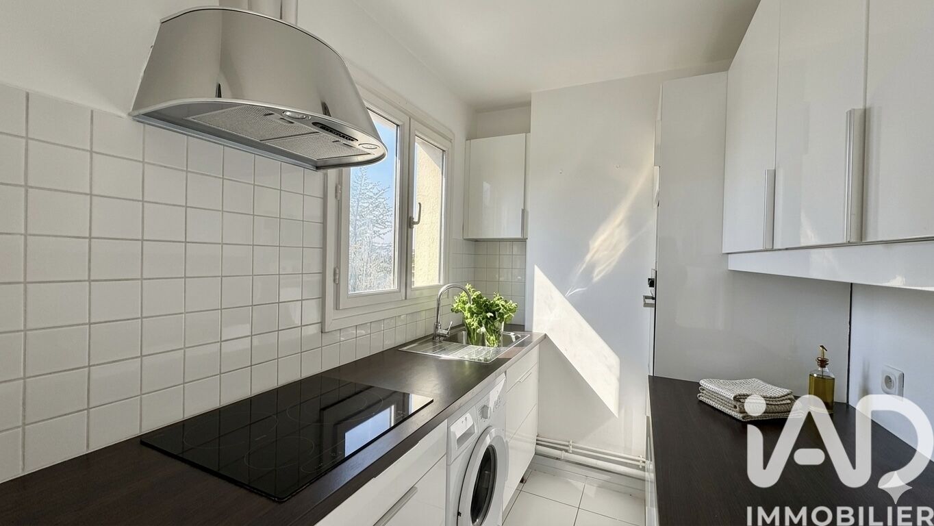 Appartement 3 Pièce(s) L'Haÿ-les-Roses