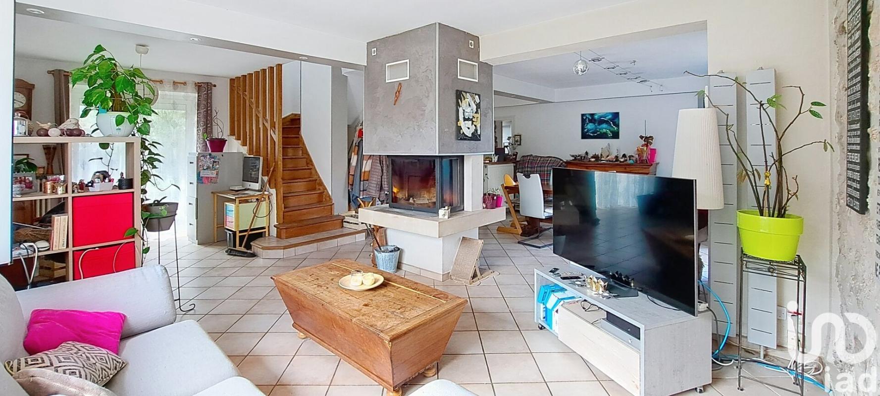 Maison 8 Pièce(s) Cerny