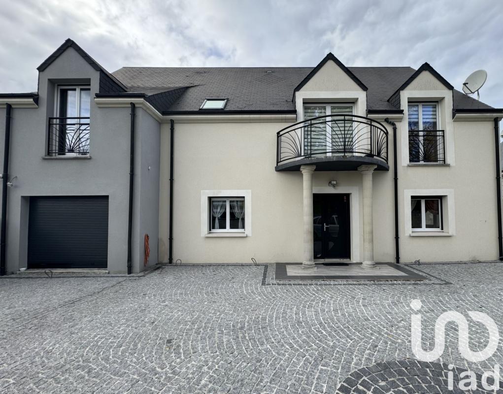 Maison 8 Pièce(s) Orléans