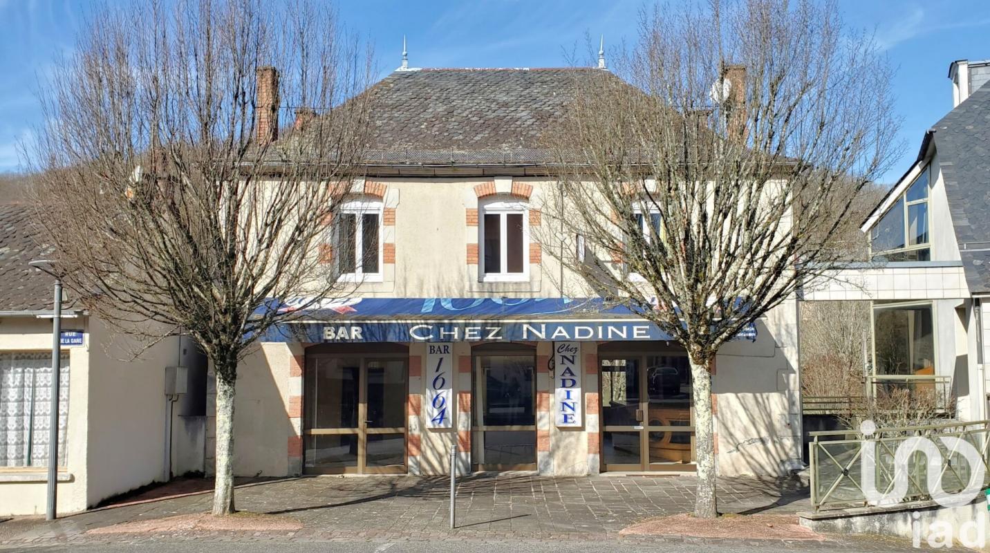 Maison de ville 7 Pièce(s) Ydes