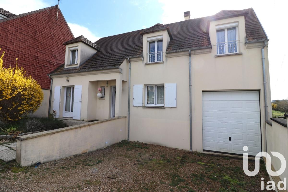 Maison traditionnelle 8 Pièce(s) Vernou-la-Celle-sur-Seine