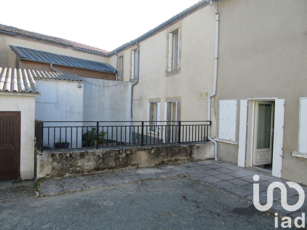 Maison 7 Pièce(s) Bressuire
