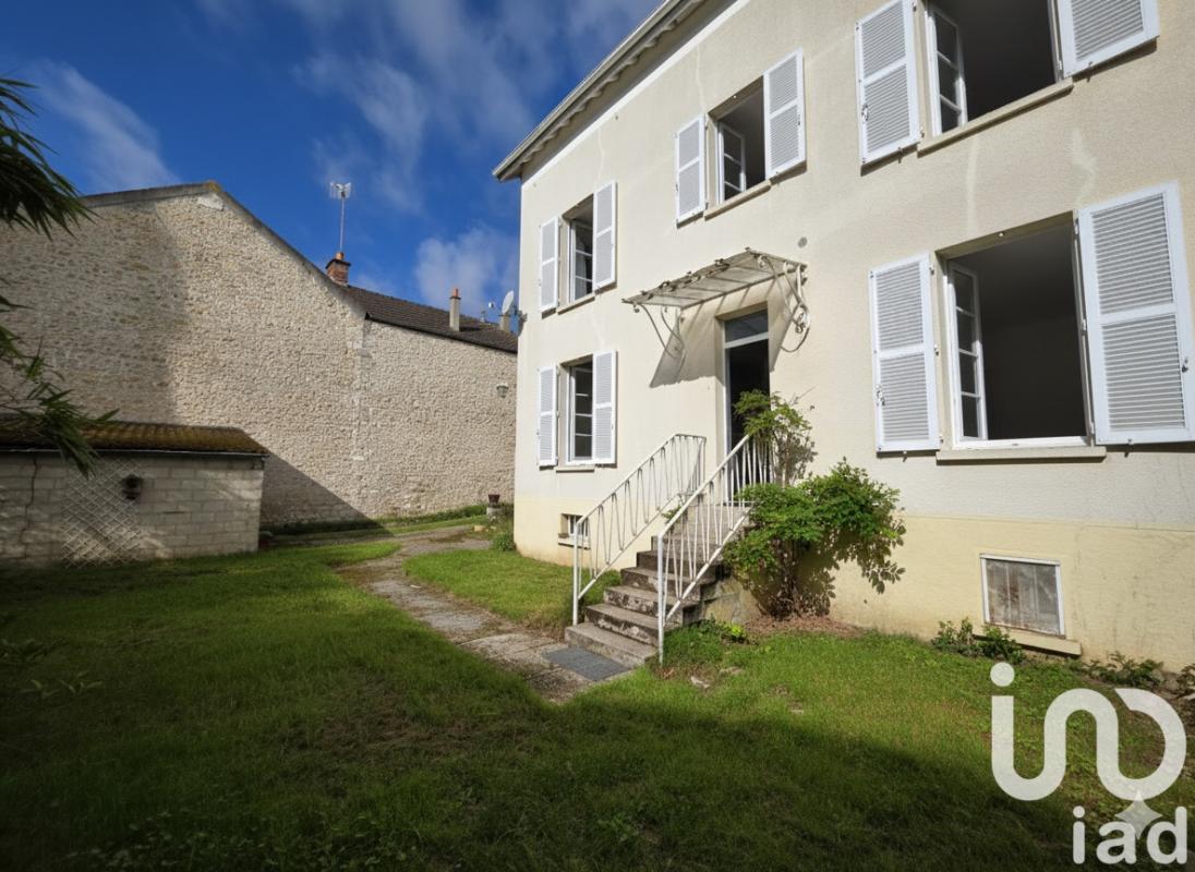 Maison 8 Pièce(s) Fontainebleau