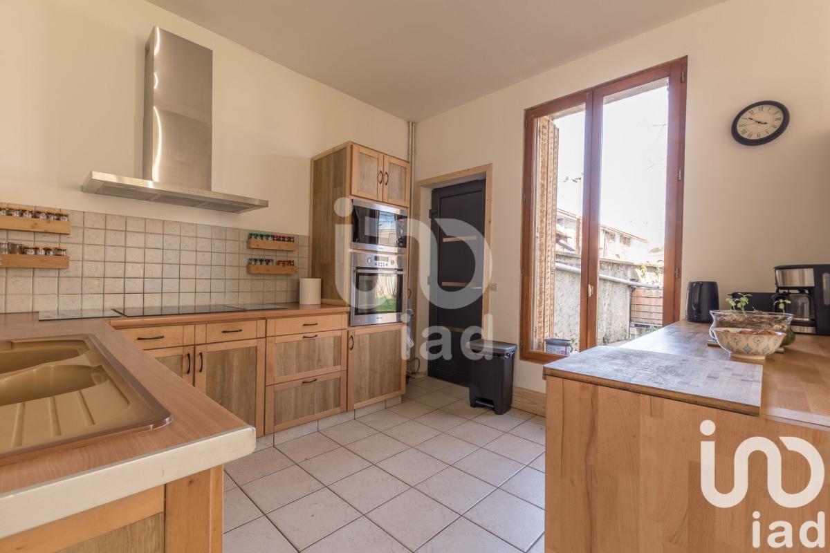 Maison 8 Pièce(s) Villeneuve-Saint-Georges - Photo 2