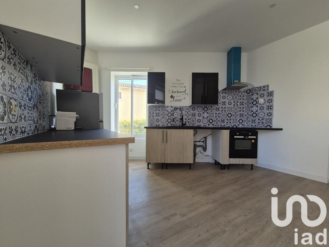 Maison 5 Pièce(s) Scorbé-Clairvaux