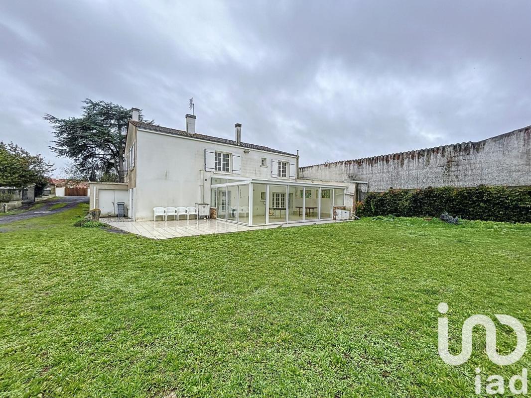 Maison traditionnelle 7 Pièce(s) Charron