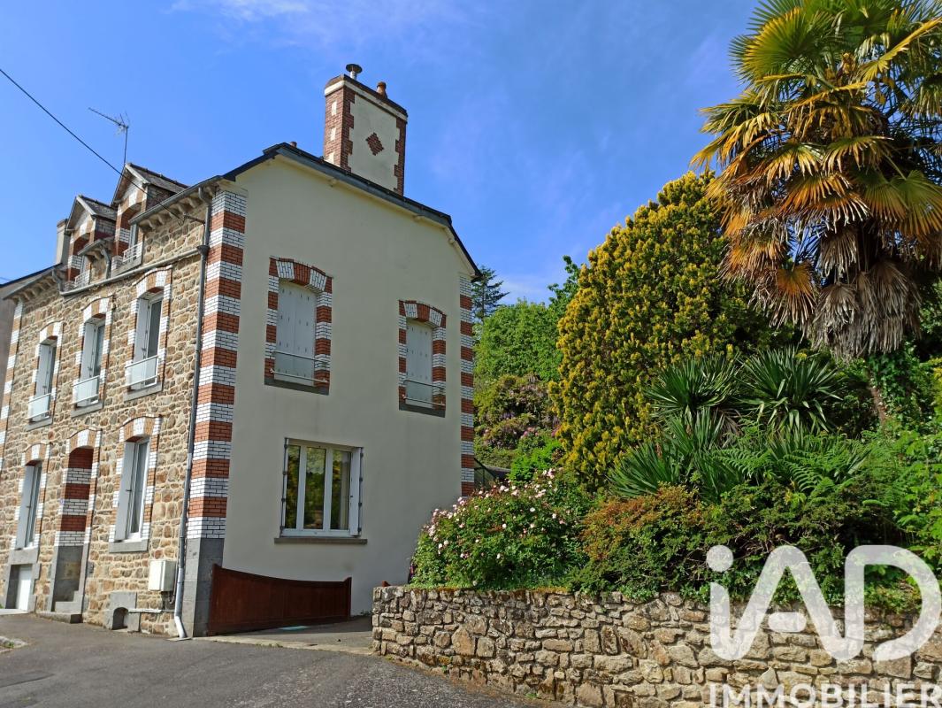 Maison de ville 8 Pièce(s) Merdrignac