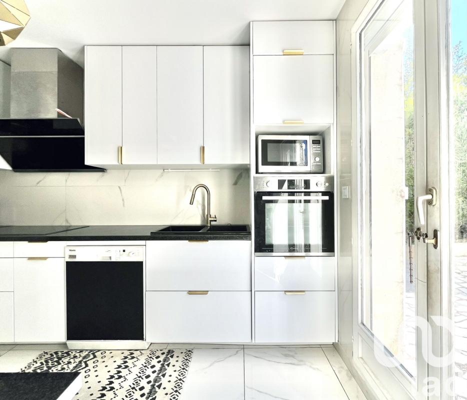 Maison 7 Pièce(s) Saint-Germain-en-Laye