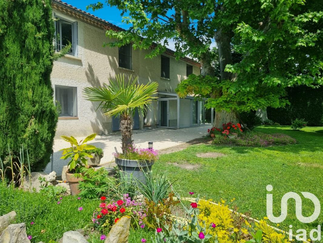 Maison provençale 12 Pièce(s) Le Thor